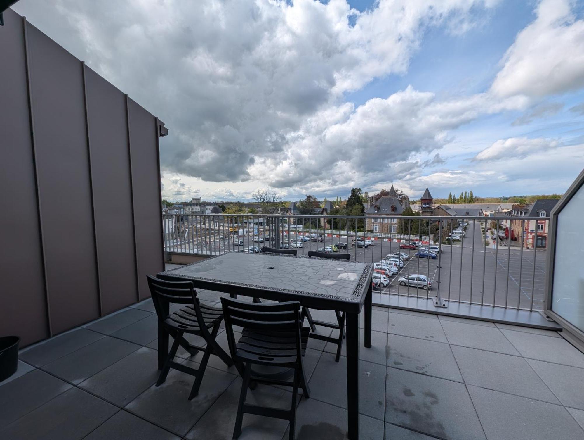 Les Terrasses Du Haras Apartment Ламбал Екстериор снимка
